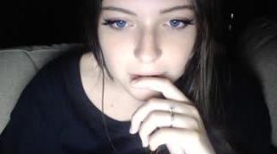 spicylittlebuns – beautiful cam girl with blue eyes – 06_16_2018