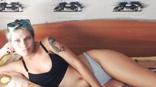 ashleequeen – chaturbate – cam girl with blue short hair – 08_21_2018