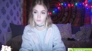 loli_cutey – tattooed teen chats with viewers  09_09_2018