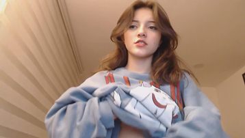 angelaagh – help me to take off me jeans – 01_10_2020